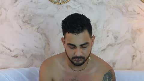 JF oliveira online show from 12.17.24