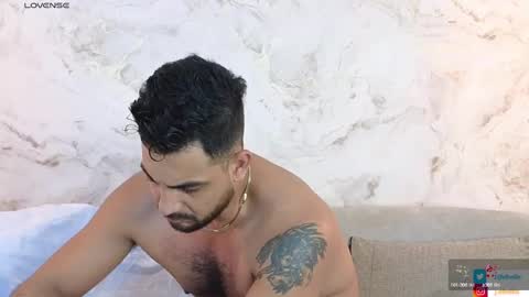 JF oliveira online show from 12.17.24