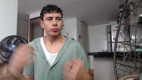 Snapshot of david_savage_ chatting on 09.19.25 david online show from 09.19.25