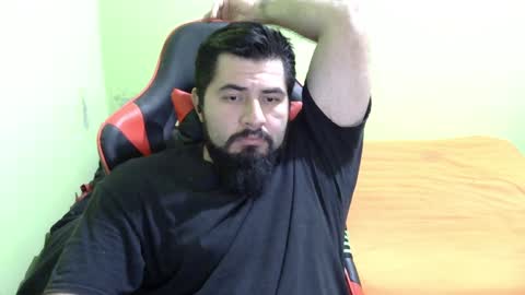 Snapshot of daviddelz chatting on 12.07.24 David online show from 12.07.24