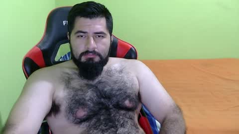 Snapshot of daviddelz chatting on 01.08.25 David online show from 01.08.25