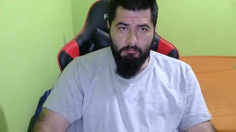 Snapshot of daviddelz chatting on 02.13.25 David online show from 02.13.25