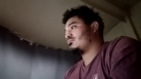 Snapshot of davidjose1995 chatting on 12.31.24 Juice cock online show from 12.31.24