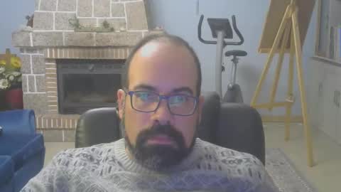 Snapshot of davidmax245 chatting on 11.26.25 davidmax245 online show from 11.26.25