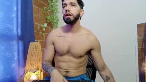 Snapshot of davidnova__ chatting on 06.21.26 David Nova online show from 06.21.26