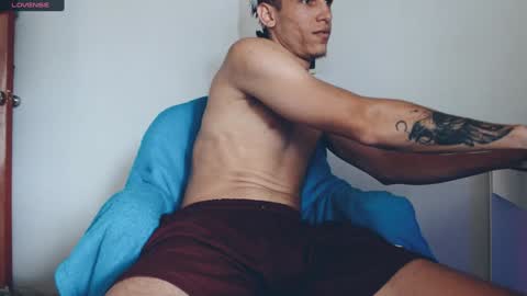 Snapshot of davidsalazar33 chatting on 01.20.25 davidsalazar33 online show from 01.20.25