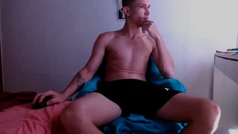 Snapshot of davidsalazar33 chatting on 02.07.25 davidsalazar33 online show from 02.07.25