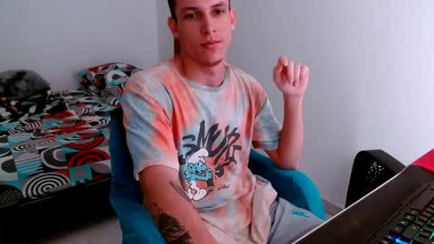 Snapshot of davidsalazar33 chatting on 09.25.25 davidsalazar33 online show from 09.25.25