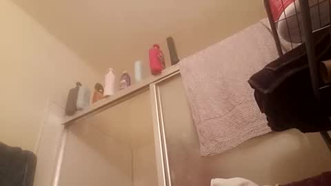 Snapshot of davidzhere222800 chatting on 01.05.25 davidzhere222800 online show from 01.05.25