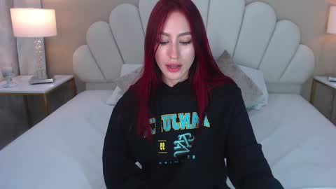 Valentina Gomez online show from 12.11.24