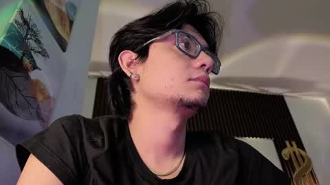 Snapshot of davoxer chatting on 07.19.26 davoxer online show from 07.19.26