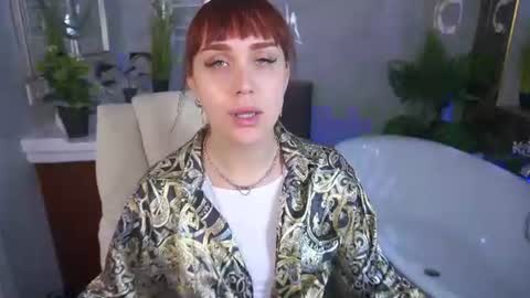 DawnGwin      Sasha online show from 07.25.26
