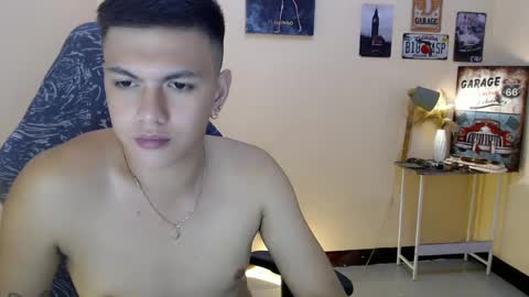 JC LOVER BOY online show from 02.11.25