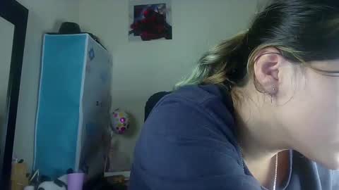 Snapshot of daya202 chatting on 03.07.25 Eli online show from 03.07.25