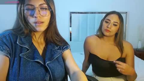 Snapshot of dayana_sub_ chatting on 10.16.25 dayana online show from 10.16.25