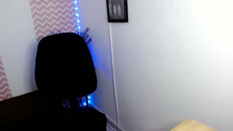Dayana Carson online show from 03.05.25