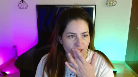 Snapshot of dayanhank chatting on 10.08.25 dayanhank online show from 10.08.25