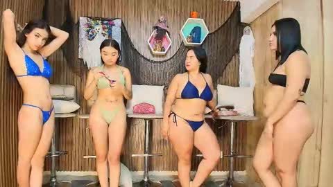 Snapshot of dayannawins chatting on 10.21.25 dayannawins online show from 10.21.25