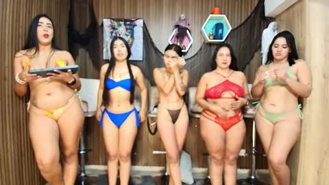 Snapshot of dayannawins chatting on 10.22.25 dayannawins online show from 10.22.25