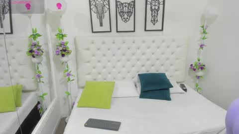 Snapshot of dayhan_santos chatting on 10.06.25 dayhan_santos online show from 10.06.25