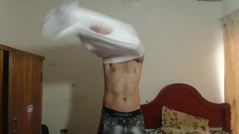 Dylon online show from 12.20.25