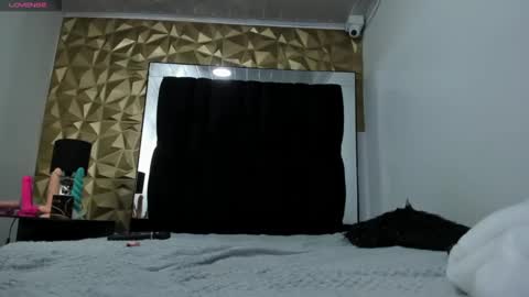 DAYRA ANGELS online show from 12.24.24