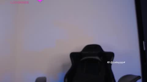 Snapshot of dayycass chatting on 09.26.25 Dayana online show from 09.26.25