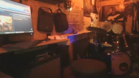 daze592268 online show from 12.14.25