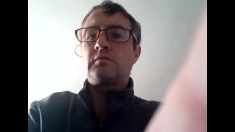 Snapshot of dazzill chatting on 01.08.25 Dazzill online show from 01.08.25