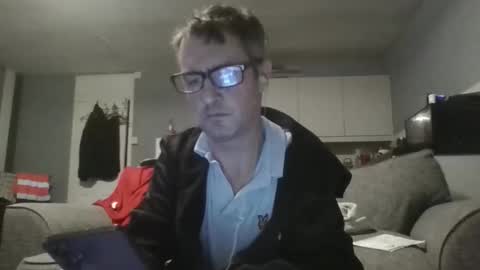 Dazzill online show from 12.17.25