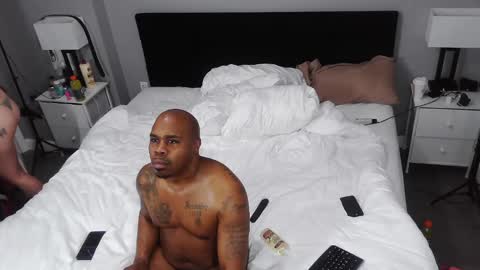 DCrush online show from 02.28.25