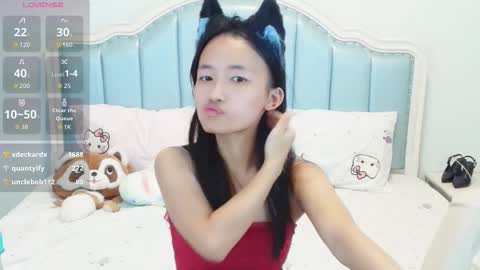 Sandyxx online show from 10.25.25