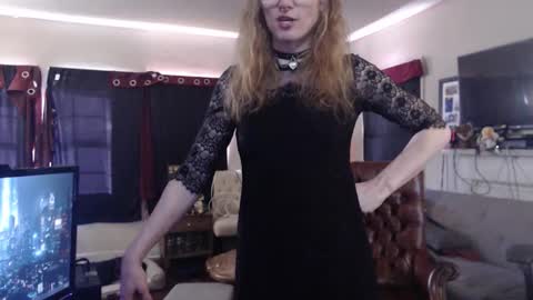 Sophie Warren online show from 02.10.26