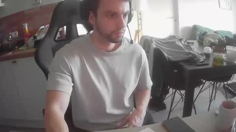 Deansletje online show from 11.05.25