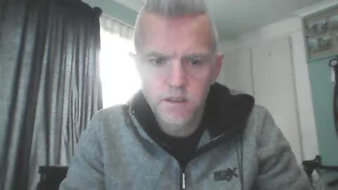 deanthejellybean online show from 05.05.26