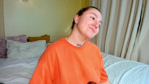 Debbie Mon Tue Fri Sun Sat GMT 3 1000am - 0400pm  online show from 12.07.24