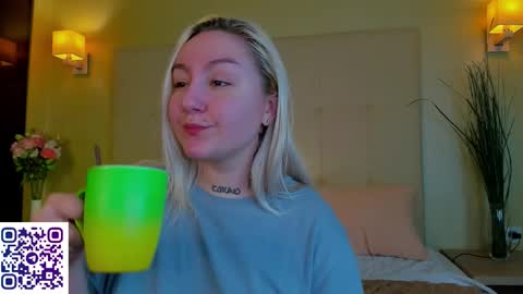 Snapshot of debbie_taylor chatting on 01.18.26 Debbie Mon Tue Fri Sun Sat GMT 3 1000am - 0400pm online show from 01.18.26