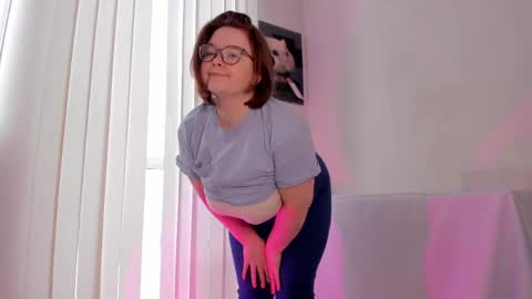 DeboraDebbieDee online show from 04.21.26