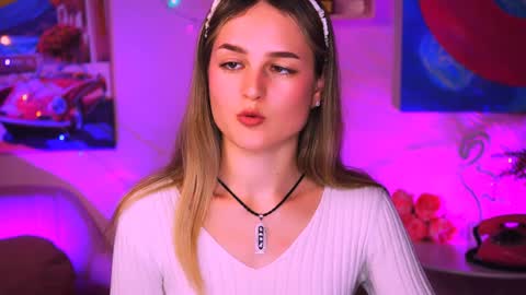 Snapshot of deboralarson chatting on 01.10.25 Debora online show from 01.10.25