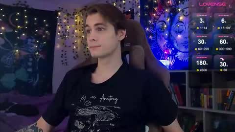 Snapshot of debugmee chatting on 02.13.26 Samuel online show from 02.13.26