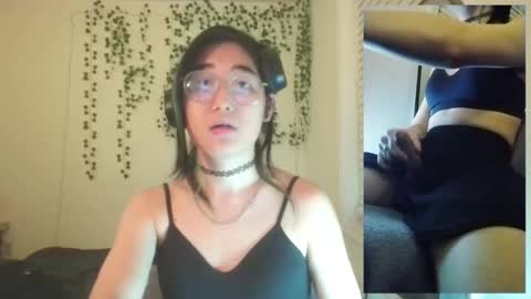 deciduousdoll online show from 12.20.25