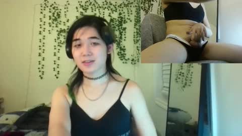 Snapshot of deciduousdoll chatting on 02.02.26 deciduousdoll online show from 02.02.26