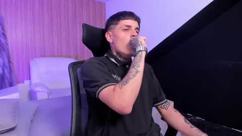 declan_fox online show from 09.24.25