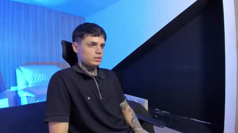 declan_fox online show from 09.30.25