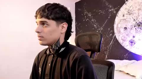 declan_fox online show from 10.12.25