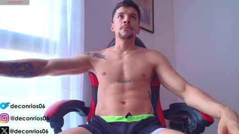 Santiago online show from 11.03.25