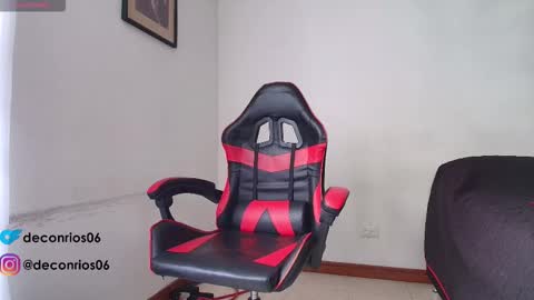 Santiago online show from 12.02.25