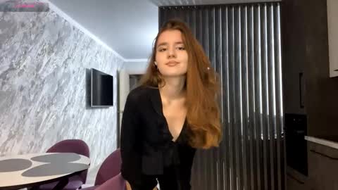 Snapshot of deeannballmann chatting on 10.11.25 Anna online show from 10.11.25