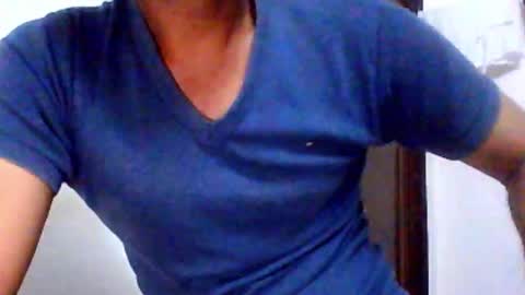 Snapshot of deepak4ualways chatting on 10.11.25 sandy4umylove2014 online show from 10.11.25