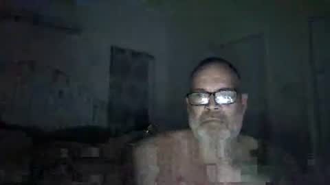 Snapshot of deepdiveme chatting on 01.04.25 deepdiveme online show from 01.04.25